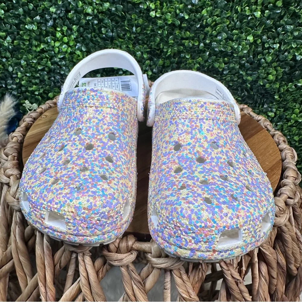 Nwt glitter speckled white crocs classic glitter‎ clog
